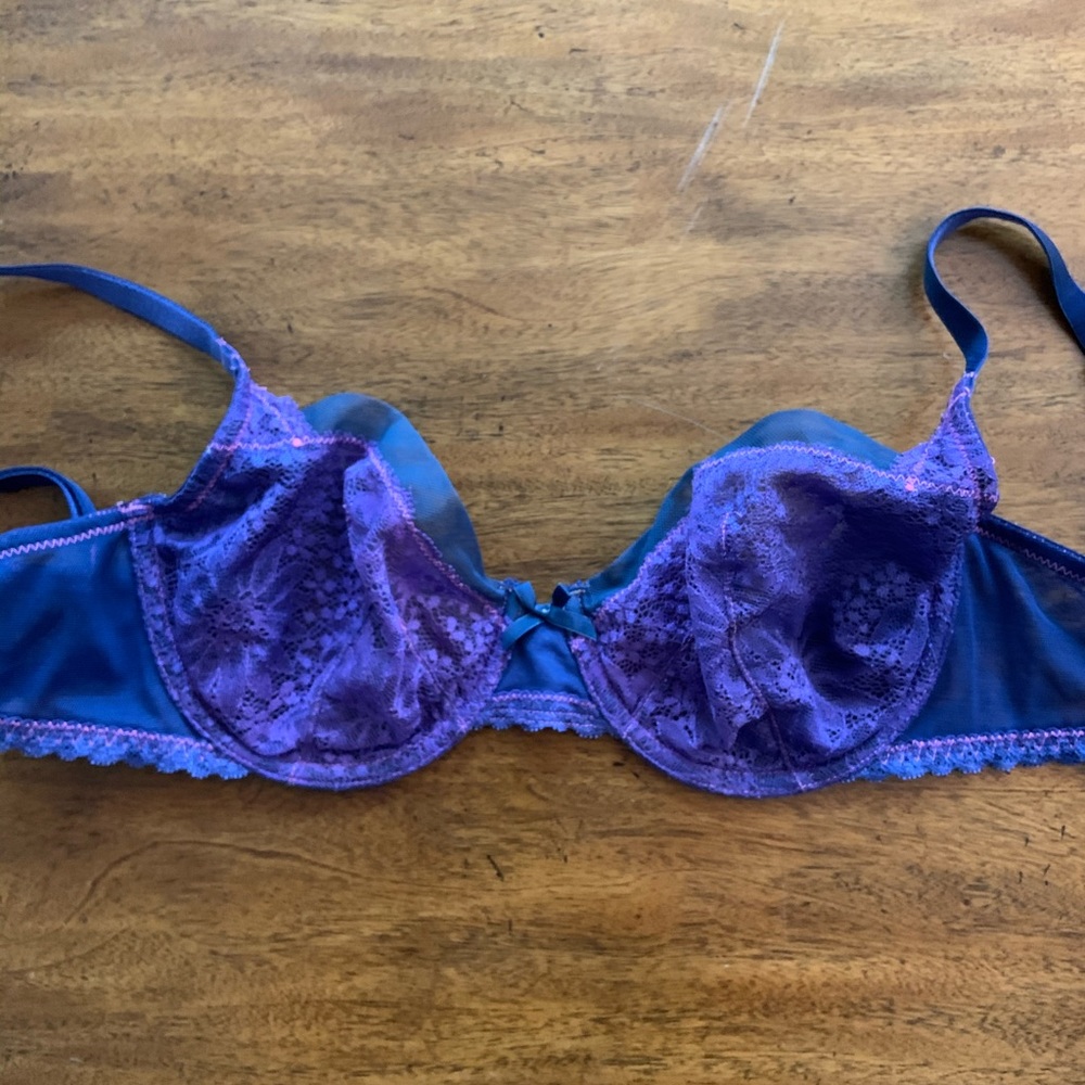 Victoria’s Secret bra